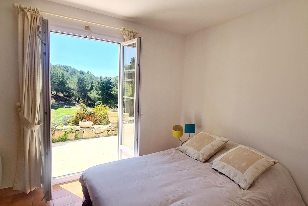 Villa Dans Cadre D'Exception - Golf, Piscine Et Tennis Prive Saint-Cyr-sur-Mer Exteriér fotografie
