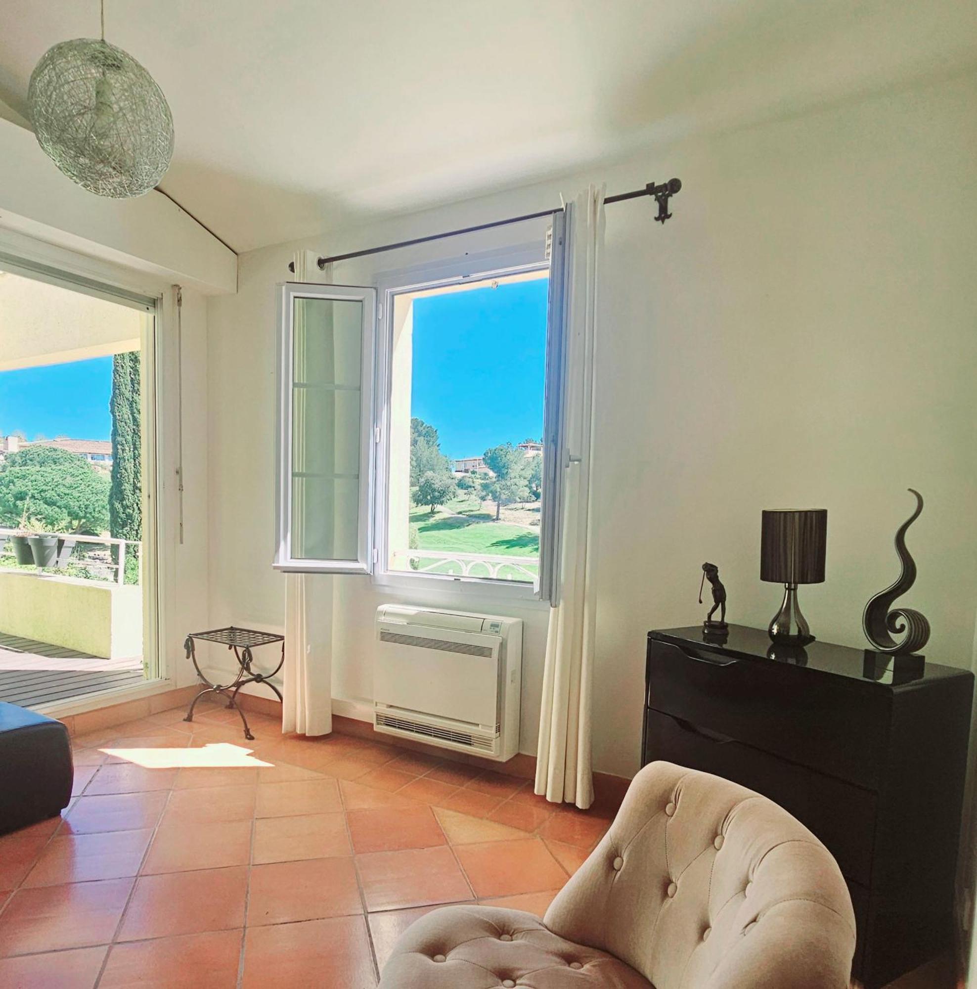 Villa Dans Cadre D'Exception - Golf, Piscine Et Tennis Prive Saint-Cyr-sur-Mer Exteriér fotografie