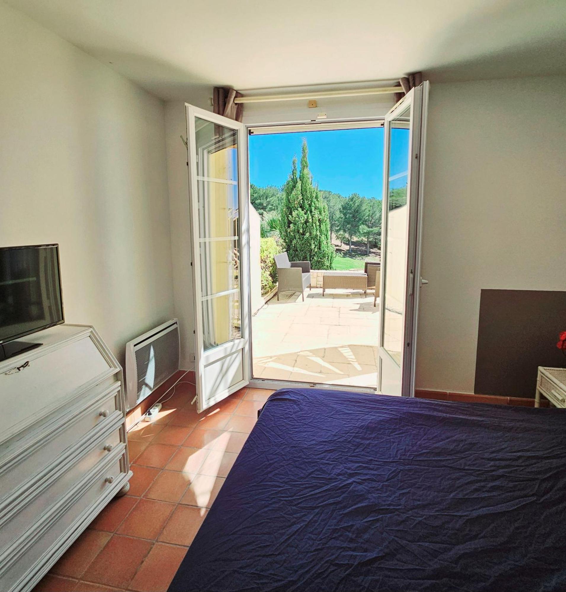 Villa Dans Cadre D'Exception - Golf, Piscine Et Tennis Prive Saint-Cyr-sur-Mer Exteriér fotografie